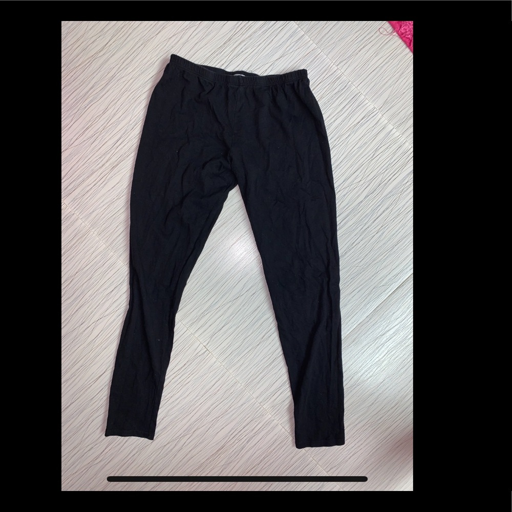 black leggings